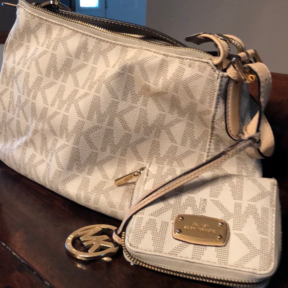 Authentic Michael Kors purse & Wallet